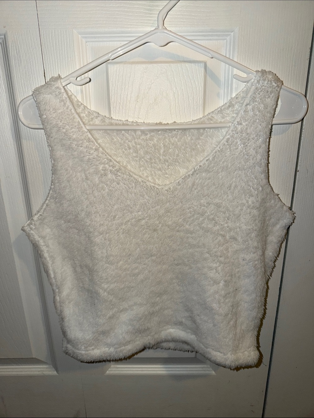 Cozy Women's White Faux-Fur V-Neck Tank Top